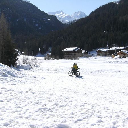 Albergo Thurwieser Santa Caterina Valfurva Luaran gambar